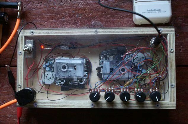 Rutube самоделки Microcassette Tape Delay Circuit bending, Synthesizer diy, Diy guitar pedal
