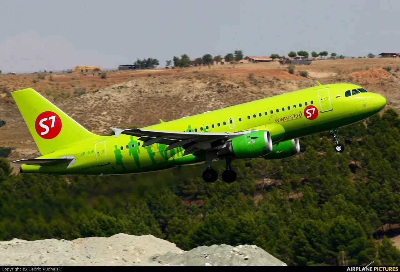 S7 airlines авиакомпания фото самолета VP-BHI - S7 Airlines Airbus A319 at Madrid - Barajas Photo ID 211840 Airplane-Pi