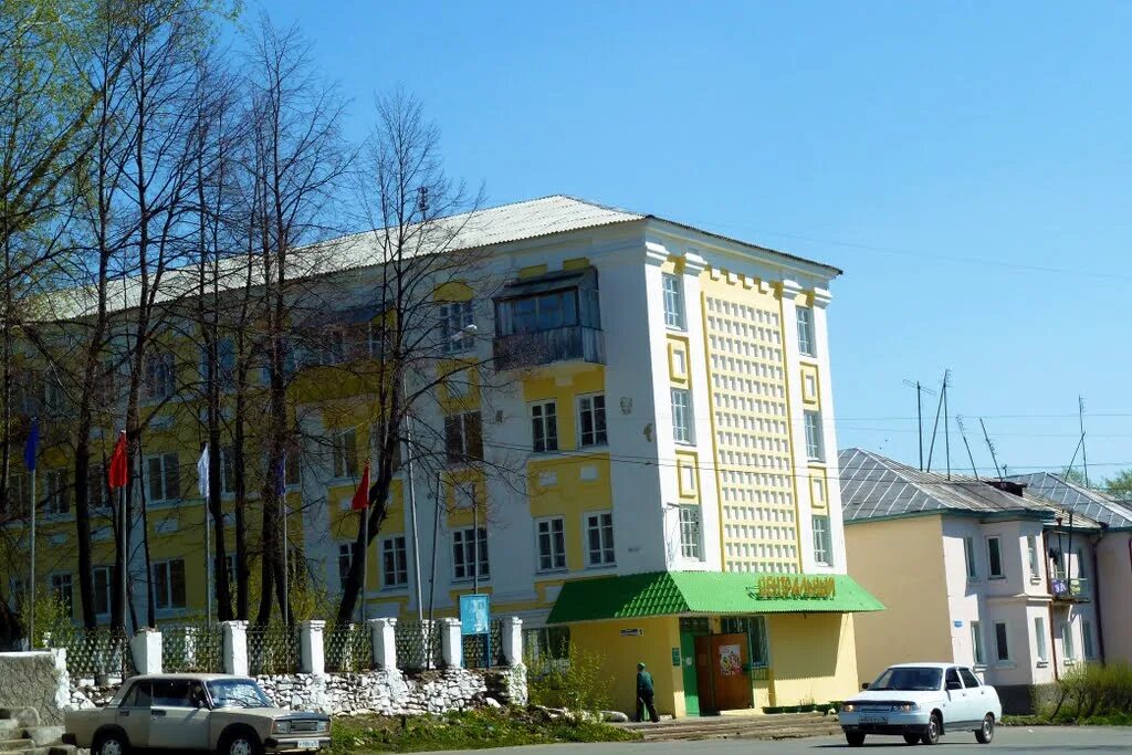 Sadent ул иканина 79 верхняя тура фото Верхняя Тура Магазин Одежды