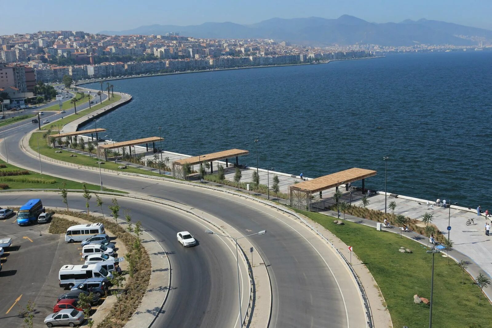 Sahil центральная ул 22 фото Mustafa Kemal Sahil Bulvarı’na "altın dokunuş" - GÜNDEM - Manşet İzmir