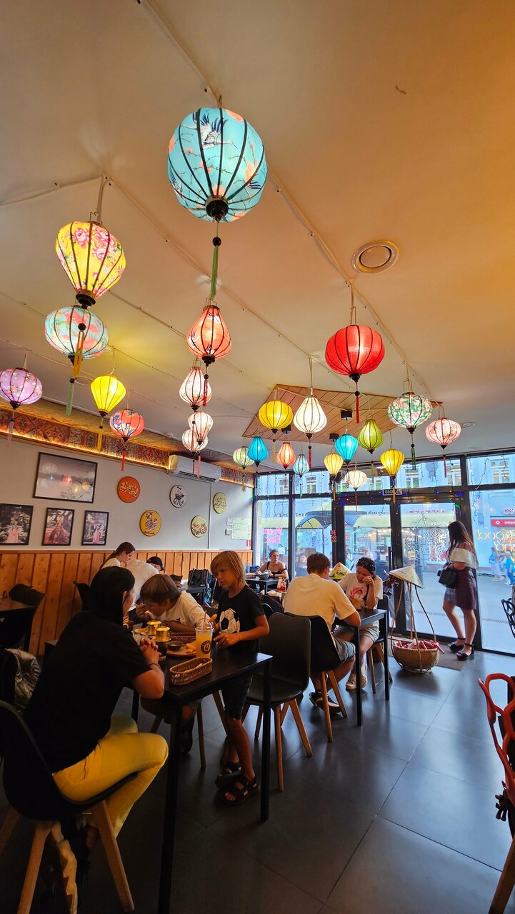 Saigon ул баумана 35 казань фото Фото: Saigon, кафе, Казань, улица Баумана, 35 - Яндекс Карты