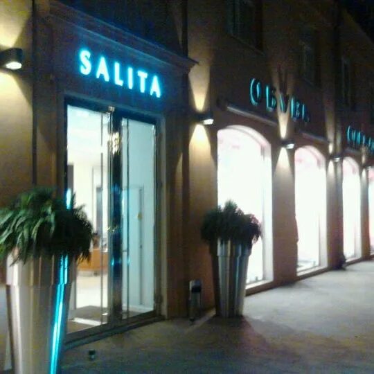 Salita ленинский просп 18 фото Photos at Salita - Нескучный Сад - 14 tips