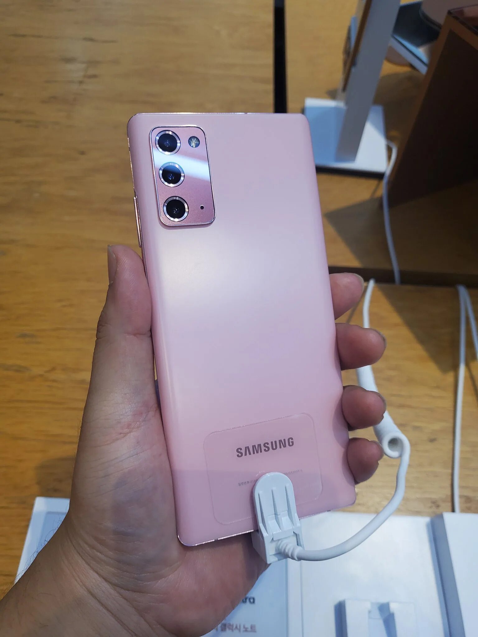 Samsung 20 фото samsung note 20 mystic red Cheap Sell - OFF 70