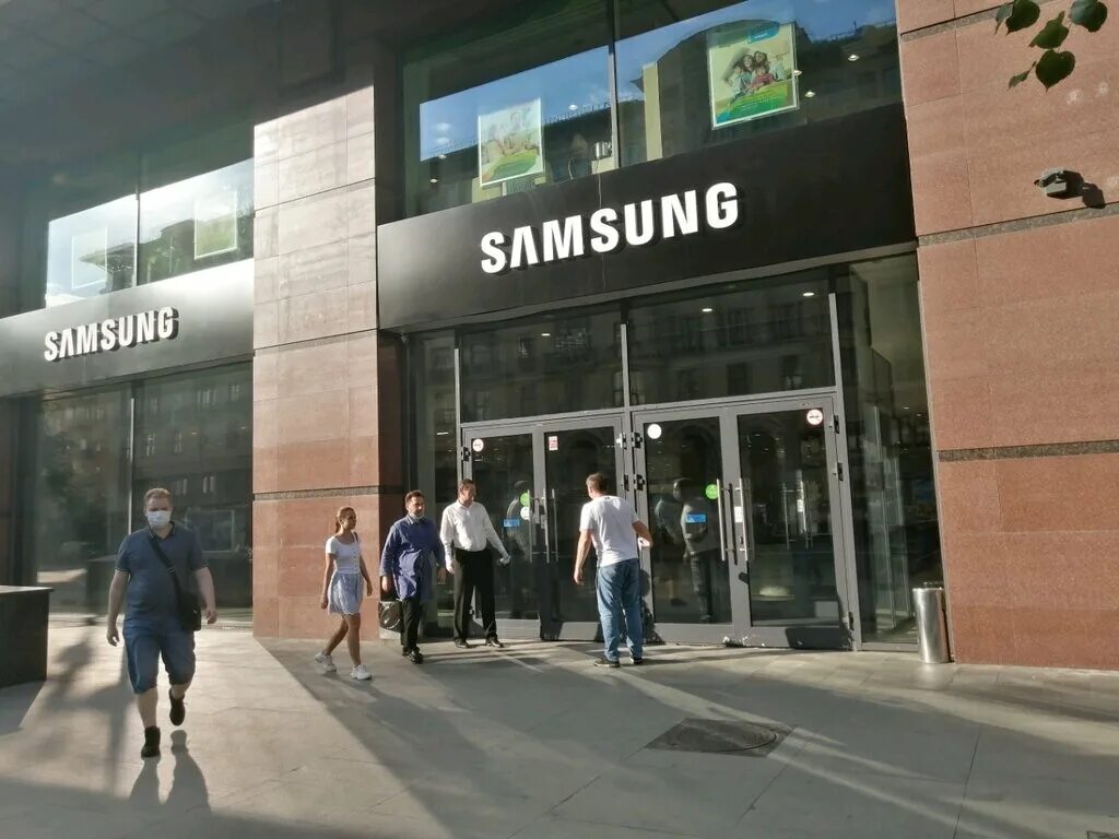 Samsung тверская ул 22 фото Panorama: Firmenniy magazin Samsung, electronics store, Москва, Тверская улица, 