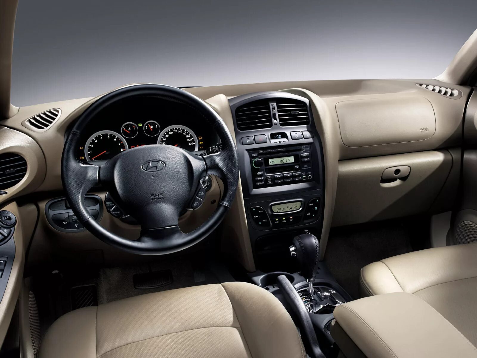 Santa fe фото салона Перешивка руля и ручки КПП. Часть 1 - Hyundai Santa Fe (1G), 2,7 л, 2003 года св