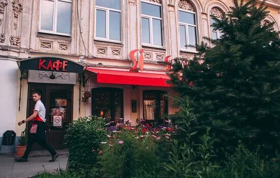 Sapore italiano береговая ул 12 фото Наш шеф-повар итальянец всегда на кухне ;-) - Picture of Sapore Italiano, Taganr