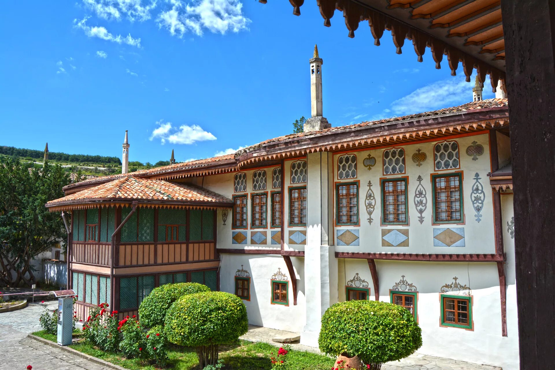 Saray ул ленина 97а бахчисарай фото Крым. Бахчисарай. Ханский Дворец. Июль, 2017 - 3 - DRIVE2