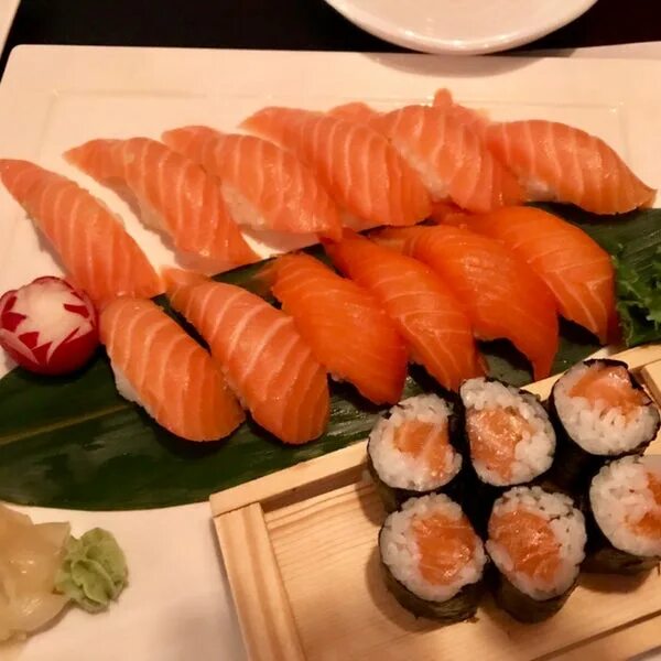 Sashimi ул бутырина 15 фото Akai Sushi - Downtown Toronto - Toronto, ON