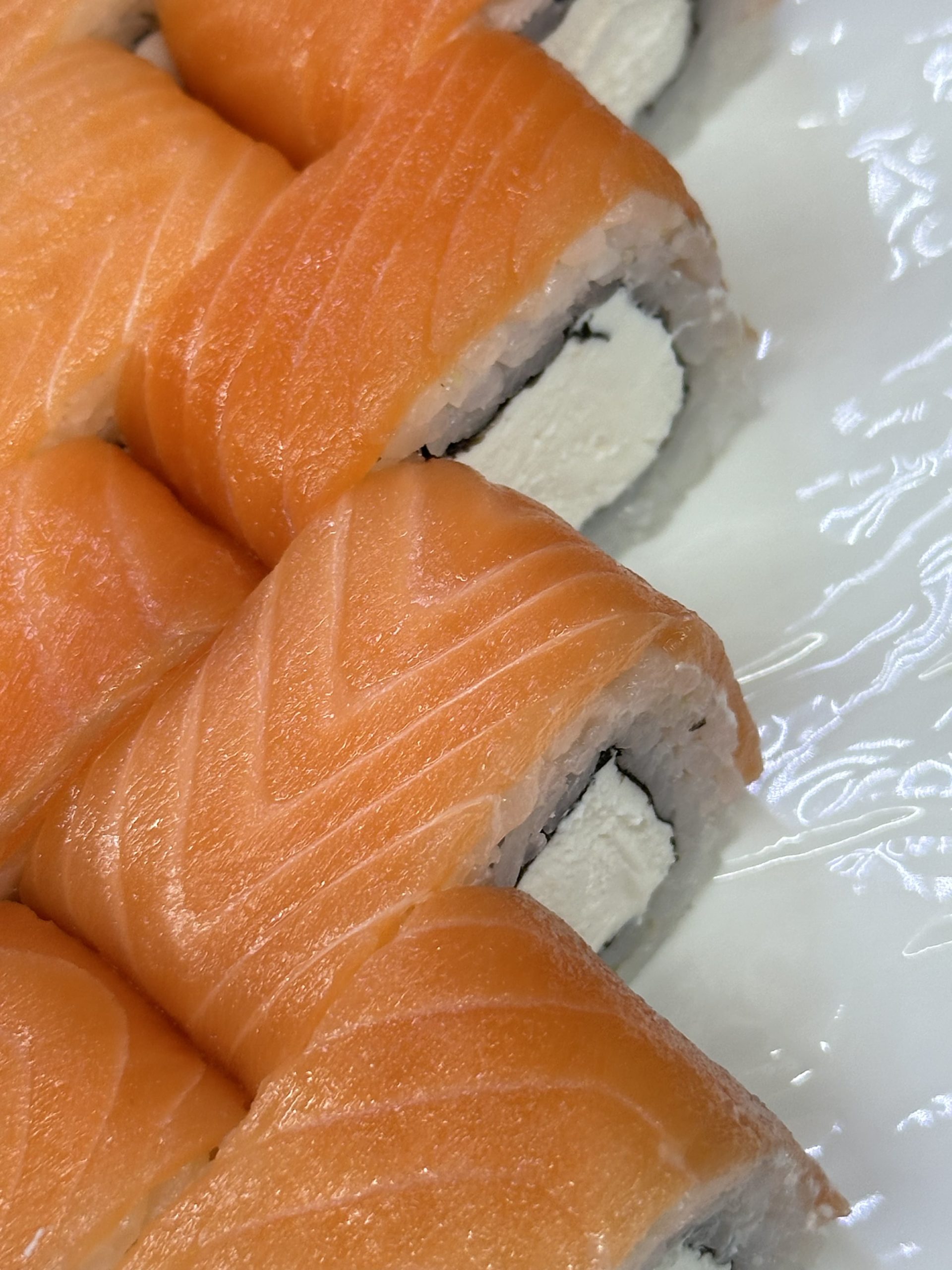 Sashimi ул морских пехотинцев 15а фото SASHIMI - доставка роллов во Владикавказе, ул. Астана Кесаева, 32а