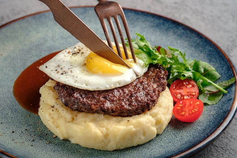 Sb burgers просп королева 65 фото Бифштекс с яйцом