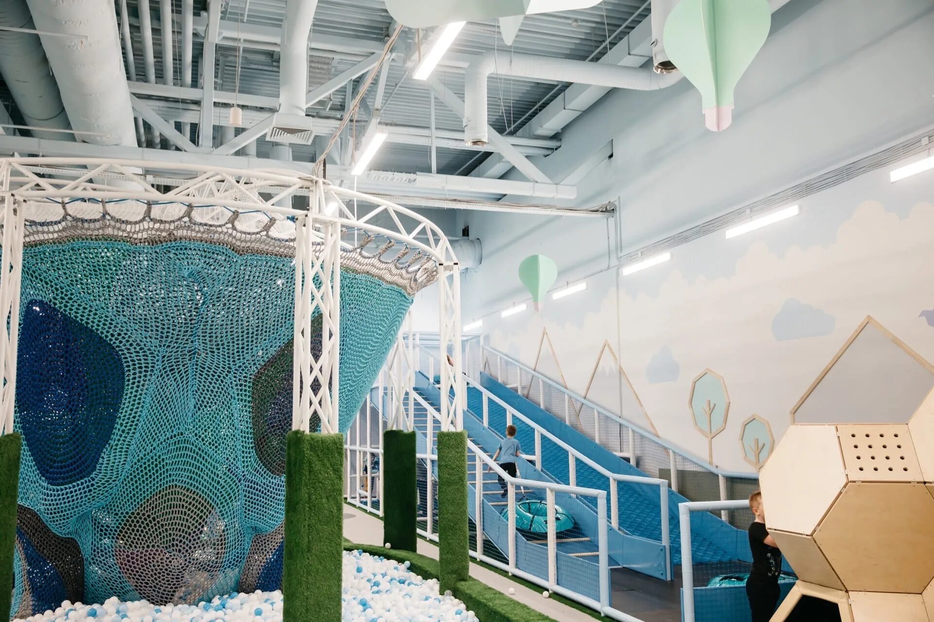 Scandy park 15 й микрорайон 6 фото Scandy Park, развлекательный центр, ул. Ломоносова, 29, Великий Новгород - Яндек