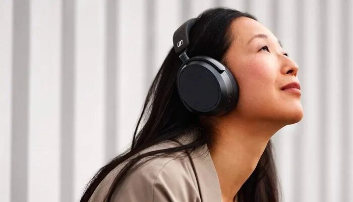 Sennheiser momentum 4 подключение к пк Наушники Sennheiser Momentum 4 Wireless Graphite купить в Москве, цена 39990 руб