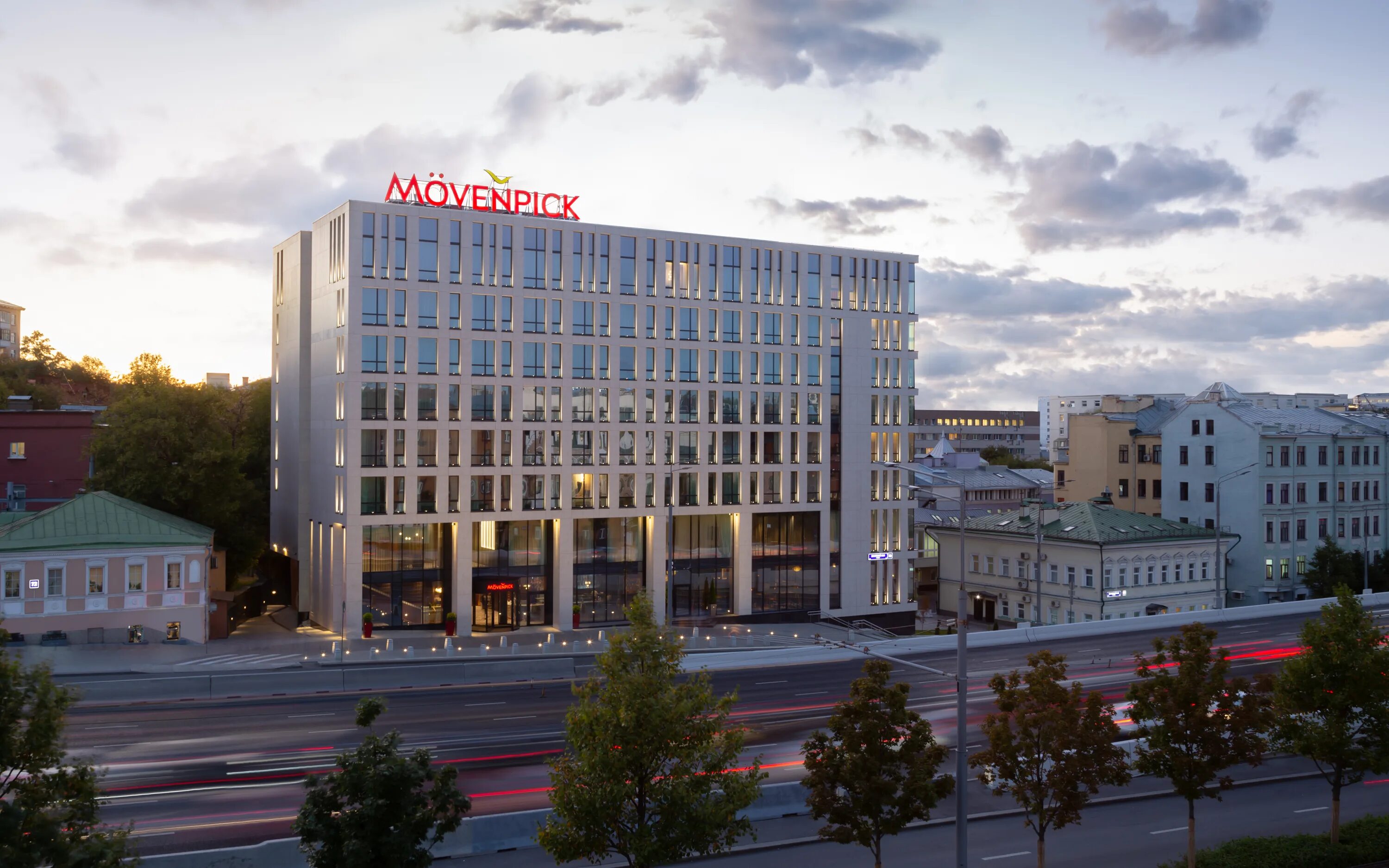 Shagal ул земляной вал 70 фото Mövenpick - hotel's in news, Zemlyanoy Val Street, 70 - Yandex Maps