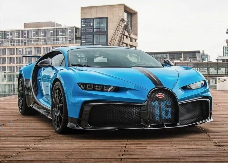 Sheron спортивная ул 27 стр 4 фото Bugatti Divo: A Hypercar Gallery from Paris Bugatti cars, Bugatti chiron, Bugatt