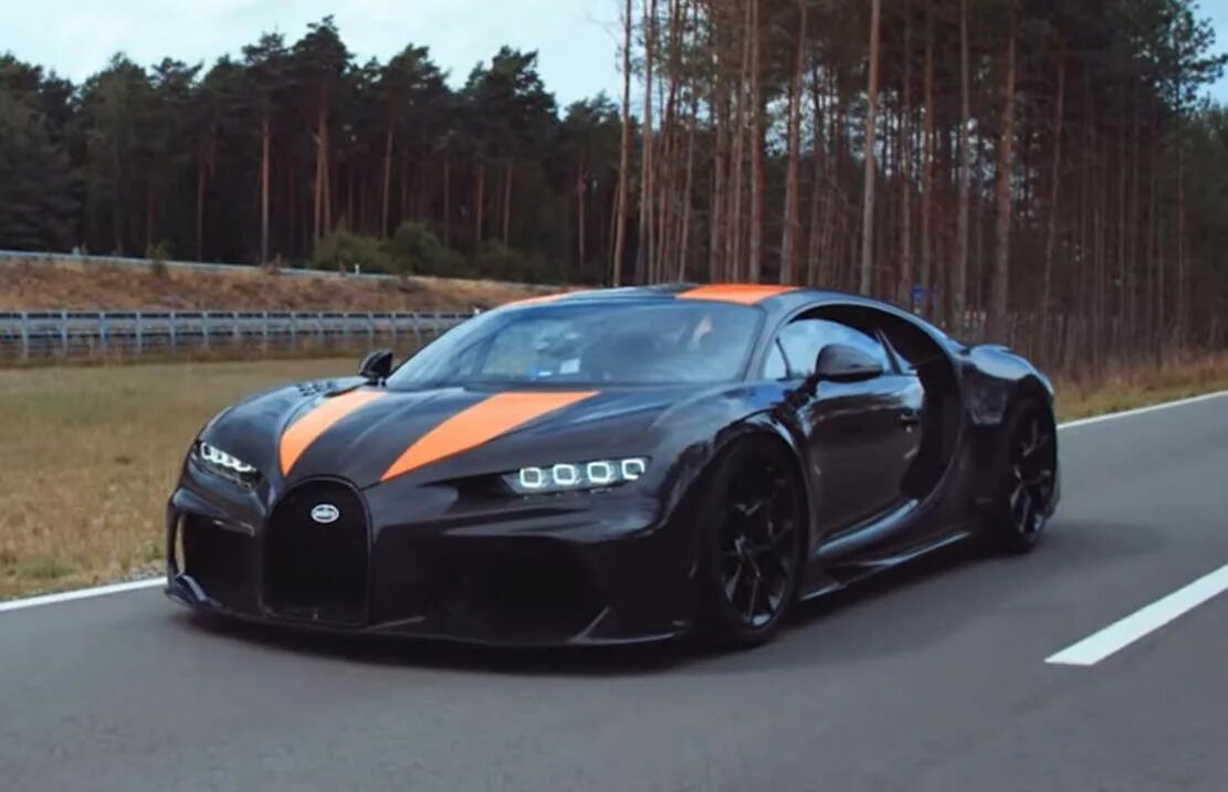 Sheron спортивная ул 27 стр 4 фото Bugatti Chiron Breaks 300mph Barrier