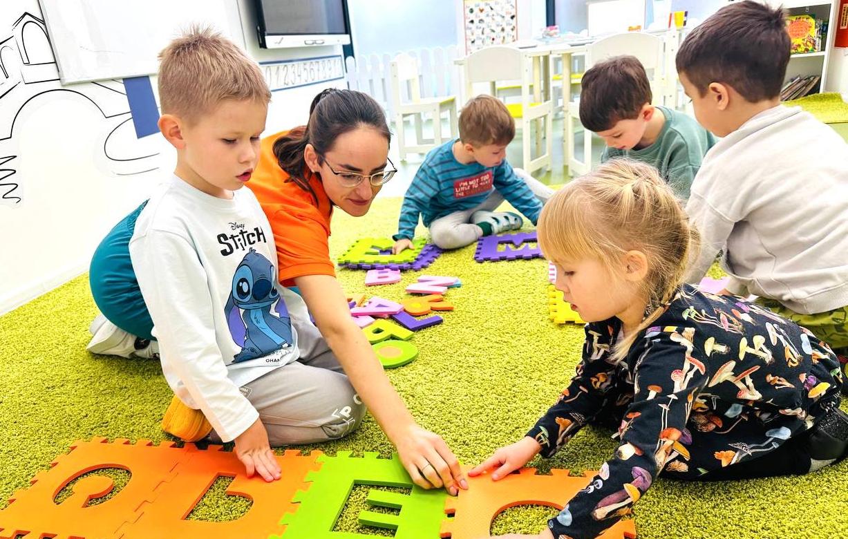 Sun school ул республики 88 фото Отзывы о "Sun School" на Аминьевской, Москва, улица Лобачевского, 120, корп. 1 -