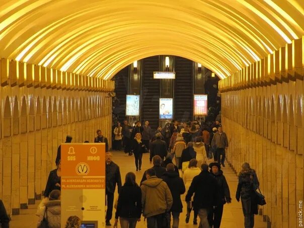 Suntime площадь александра невского 2 фото Pedophile twice in four days raped 13-year-old schoolgirl in the subway of St. P