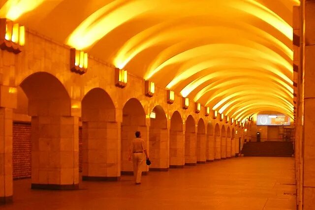 Suntime площадь александра невского 2 фото File:Alexander Nevsky2 metrostation exit.JPG - Wikimedia Commons