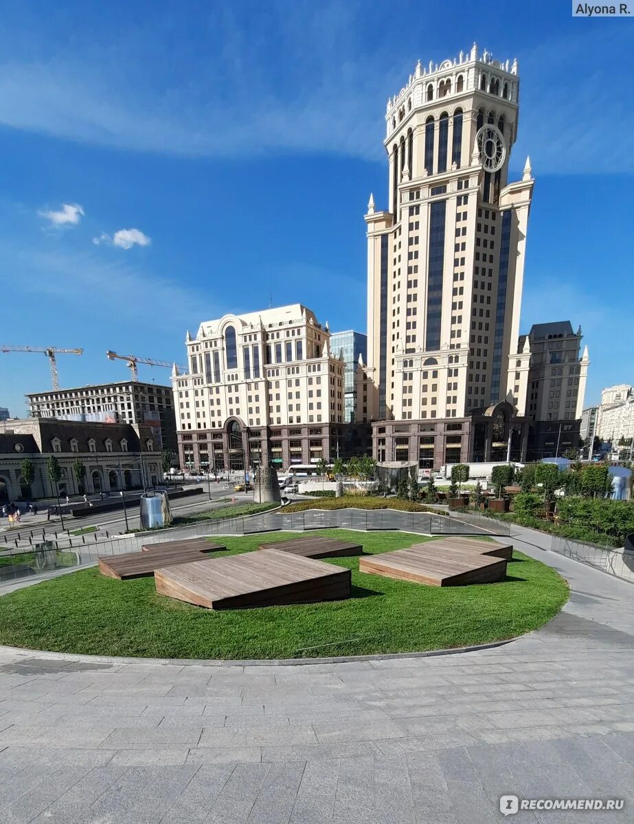 Superstep павелецкая площадь 3 фото Павелецкая площадь, Москва - "* Пустынная утром и приятно шумная после обеда, гд