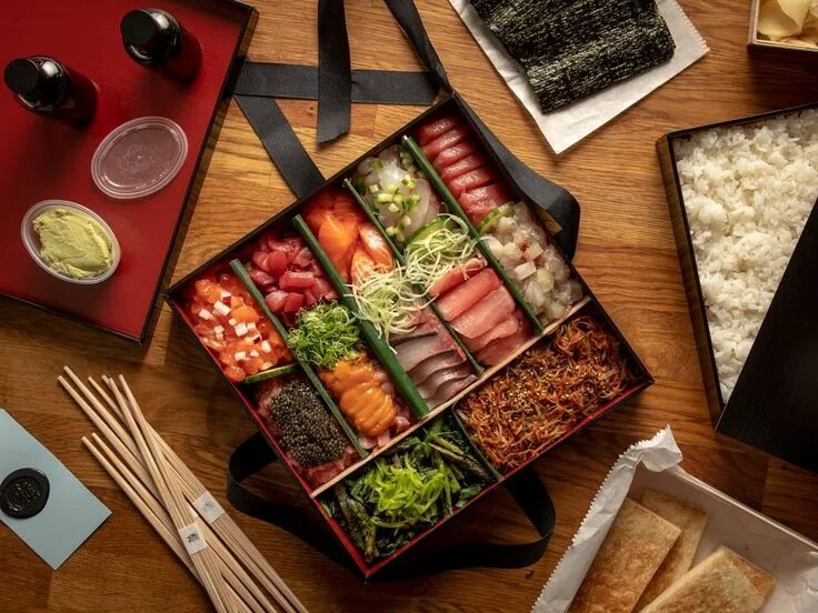 Sushi box ул пушкина 133 фото Inside Masa’s $800 Takeout Sushi Box Sushi, Nyc restaurants, Sushi bar