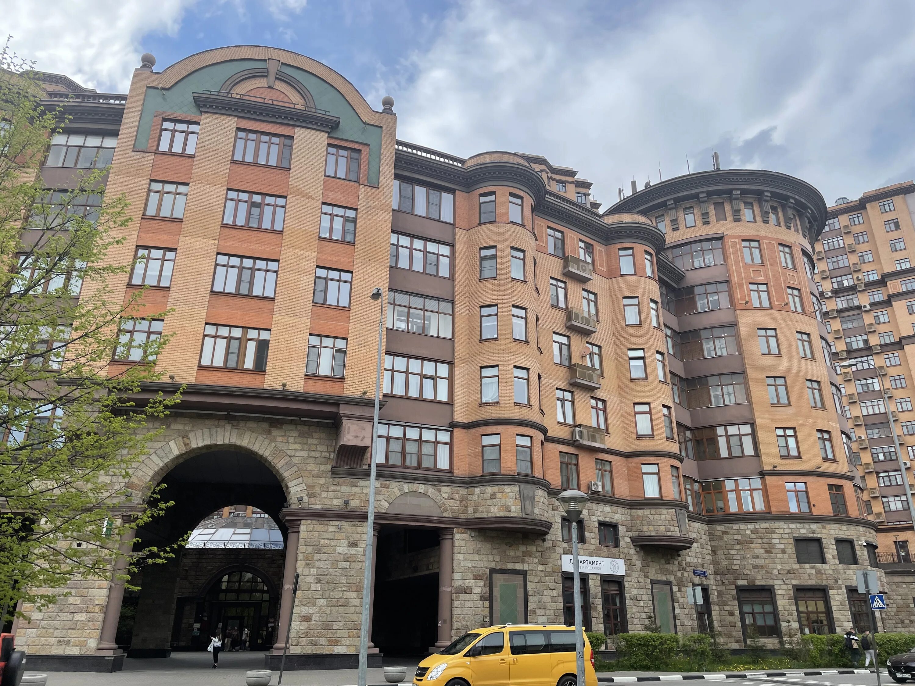 Tactec наб академика туполева 15б москва фото Купить 5-комнатную квартиру в Москве на набережной Академика Туполева, д 15 - Ба