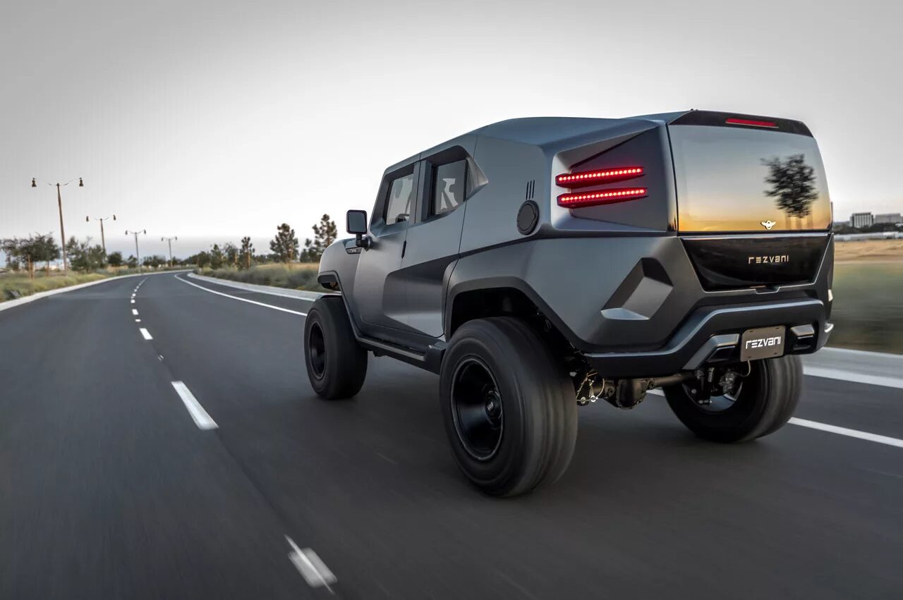 Tank фото авто Танки грязи не боятся - новый вездеход Rezvani Tank! - DRIVE2