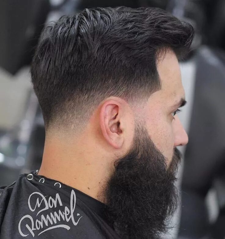 Taper fade стрижка длинная 20 Stylish Low Fade Haircuts for Men Fade haircut, Fade haircut styles, Low fade
