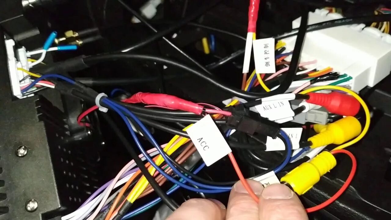 Teyes cc3l 4 64 подключение на ix35 Подключение TEYES CC2/SPRO 4/64 Solaris 2 (2017) - YouTube