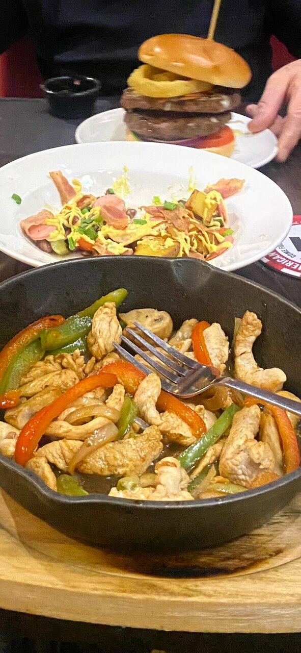 Tgi fridays химки микрорайон икеа 1 фото Фото: Tgi Fridays, ресторан, Химки, микрорайон ИКЕА, 1 - Яндекс Карты