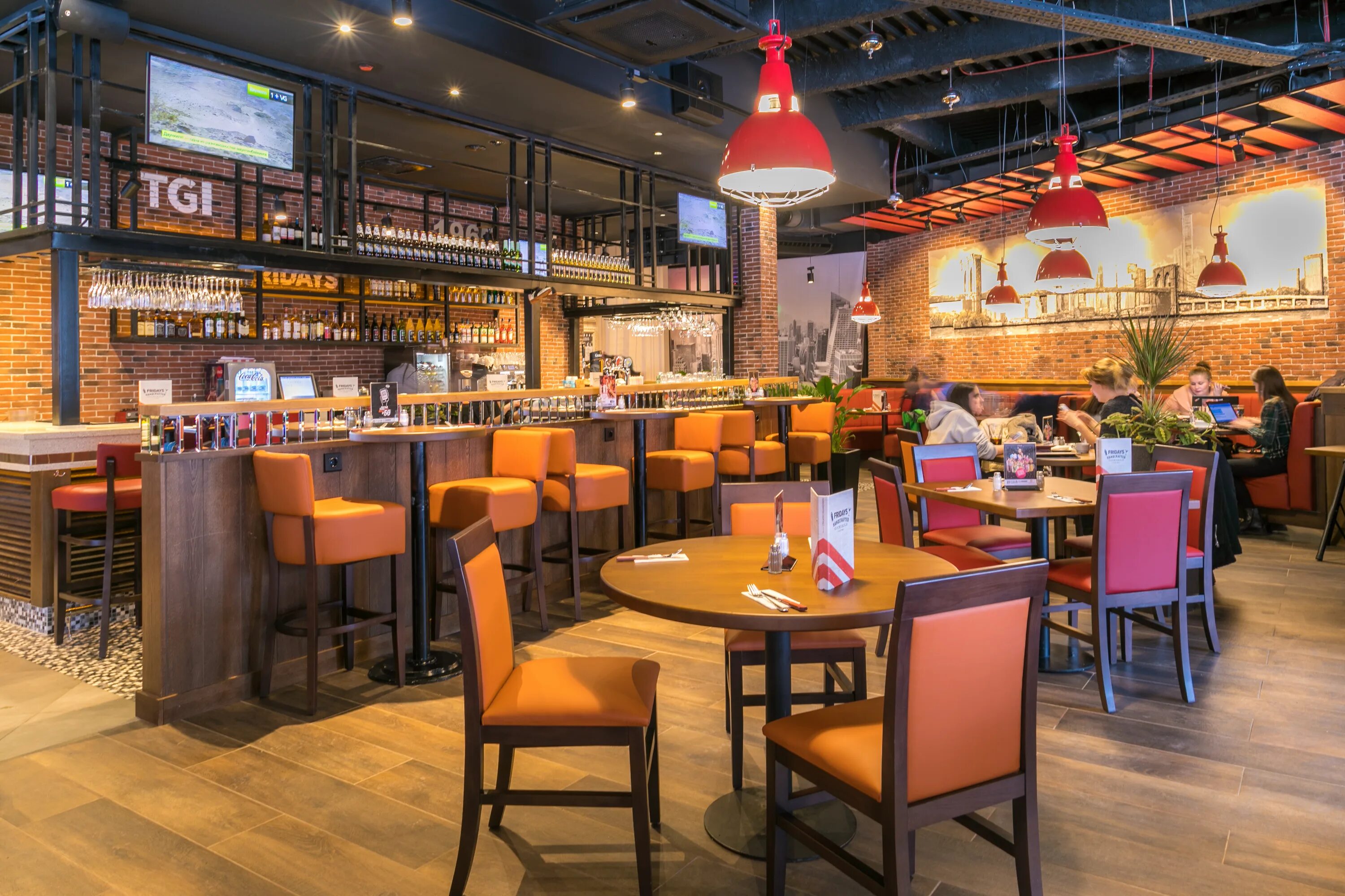 Tgi fridays химки микрорайон икеа 1 фото Permanently closed: T. G. I. Fridays, restaurant, Moscow, Novoslobodskaya Street