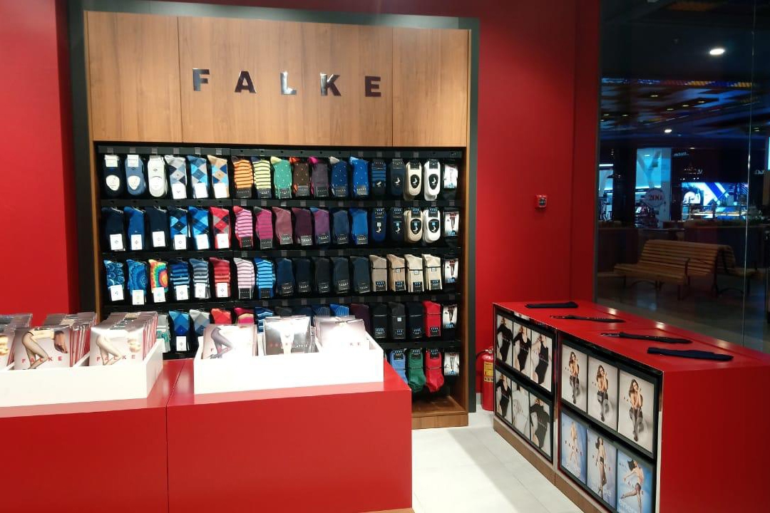 The hills просп михаила нагибина 32ж фото Falke, магазин чулок и колготок, просп. Михаила Нагибина, 32Ж, Ростов-на-Дону - 