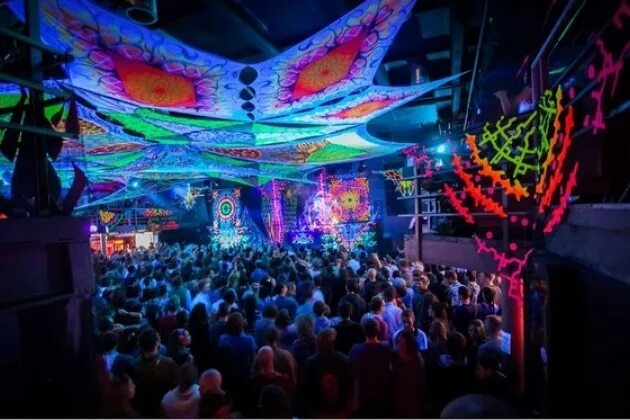 The place ул маршала говорова 47 фото Фестиваль атмосферной электронной музыки "Peace+Love"