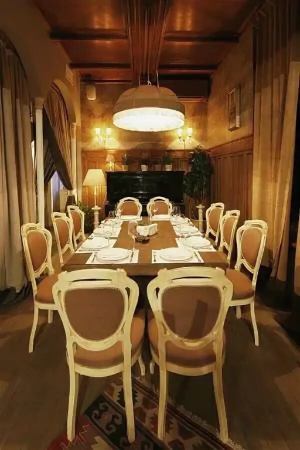 Tinatin ул дзержинского 41 фото Банкетный стол - Picture of Tinatin, Moscow - Tripadvisor