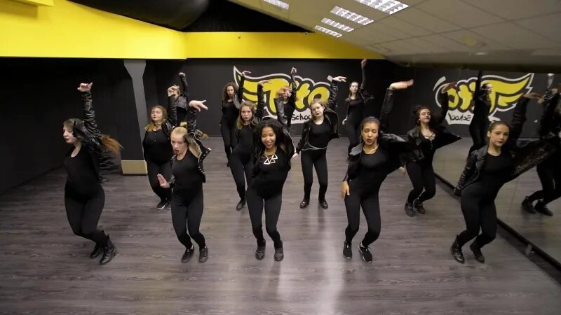 Tito dance school комсомольская ул 21а фото ТАНЦЫ В БАРНАУЛЕ СТУДИЯ ТАНЦА АРАБЕСК: записи сообщества ВКонтакте