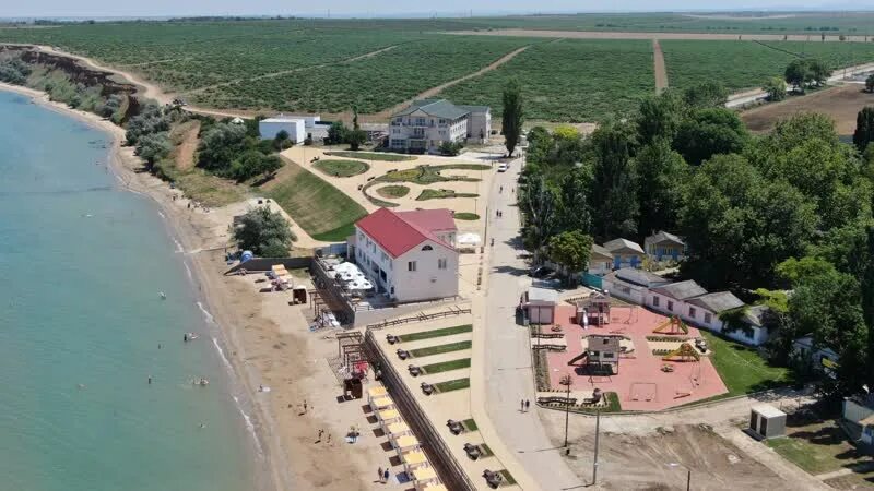 Toil ул свидерского 1в село угловое фото Набережная и пляж с. Угловое после реконструкции. 2020 Вилинбург - Вилино ВКонта