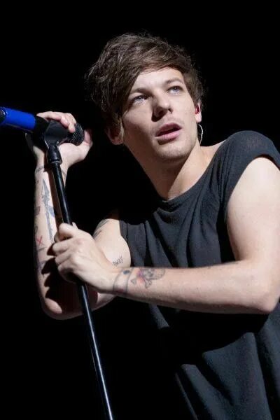 Tommo певец фото биография Louis / OTRA / Boston / 12-09-2015 Louis tomlinson, Louis, One direction updates