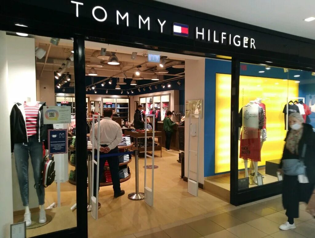 Tommy hilfiger ул 8 марта 46 фото Больше не работает: Tommy Hilfiger, магазин одежды, Санкт-Петербург, улица Васи 