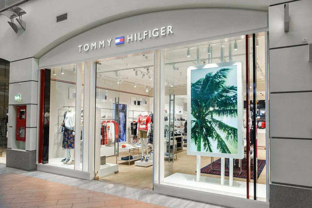 Tommy hilfiger ул 8 марта 46 фото Permanently closed: Tommy Hilfiger, clothing store, Moscow, Zemlyanoy Val Street