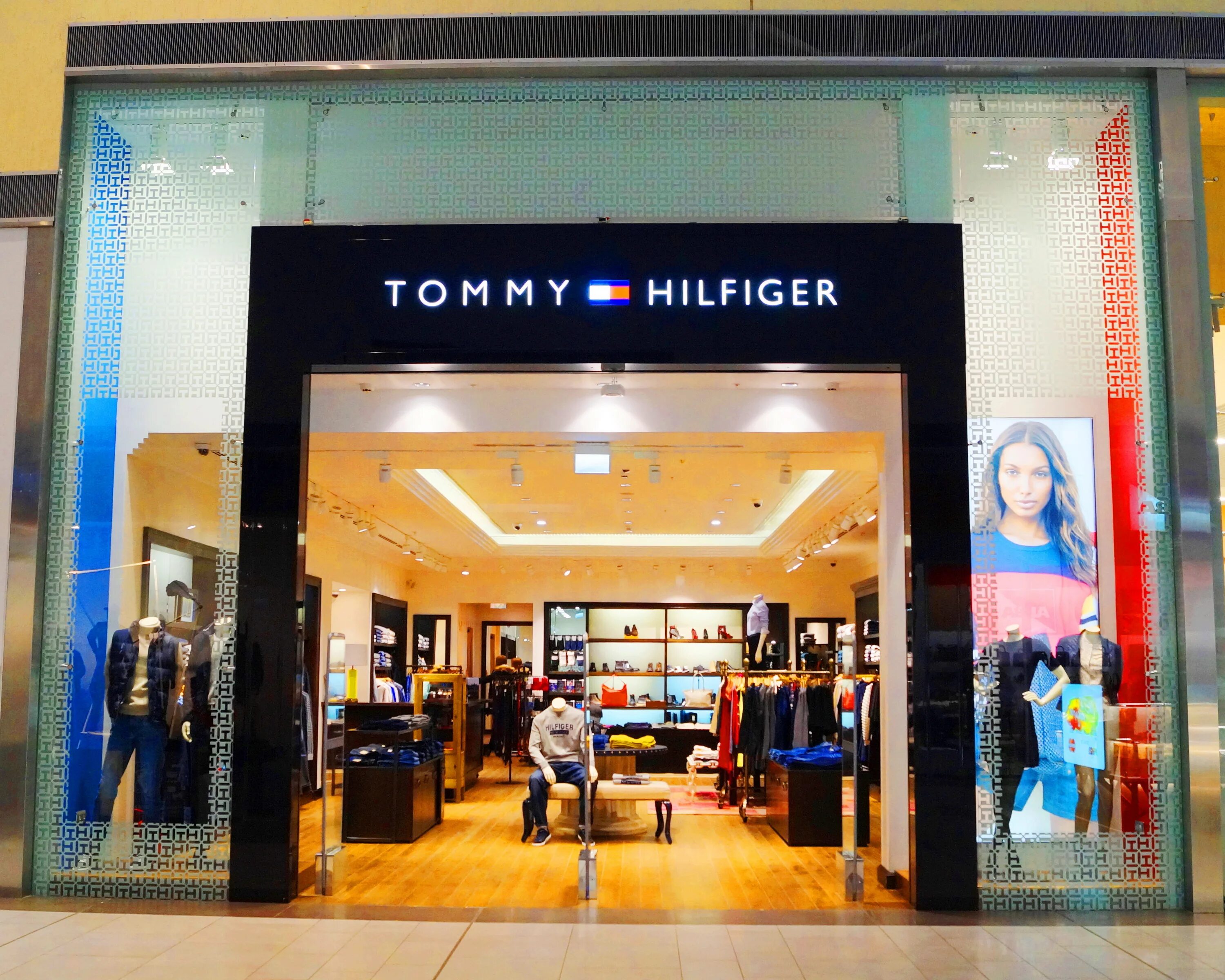 Tommy hilfiger ул 8 марта 46 фото Tommy Hilfiger, магазин одежды, ул. Металлургов, 87, Екатеринбург - Яндекс Карты