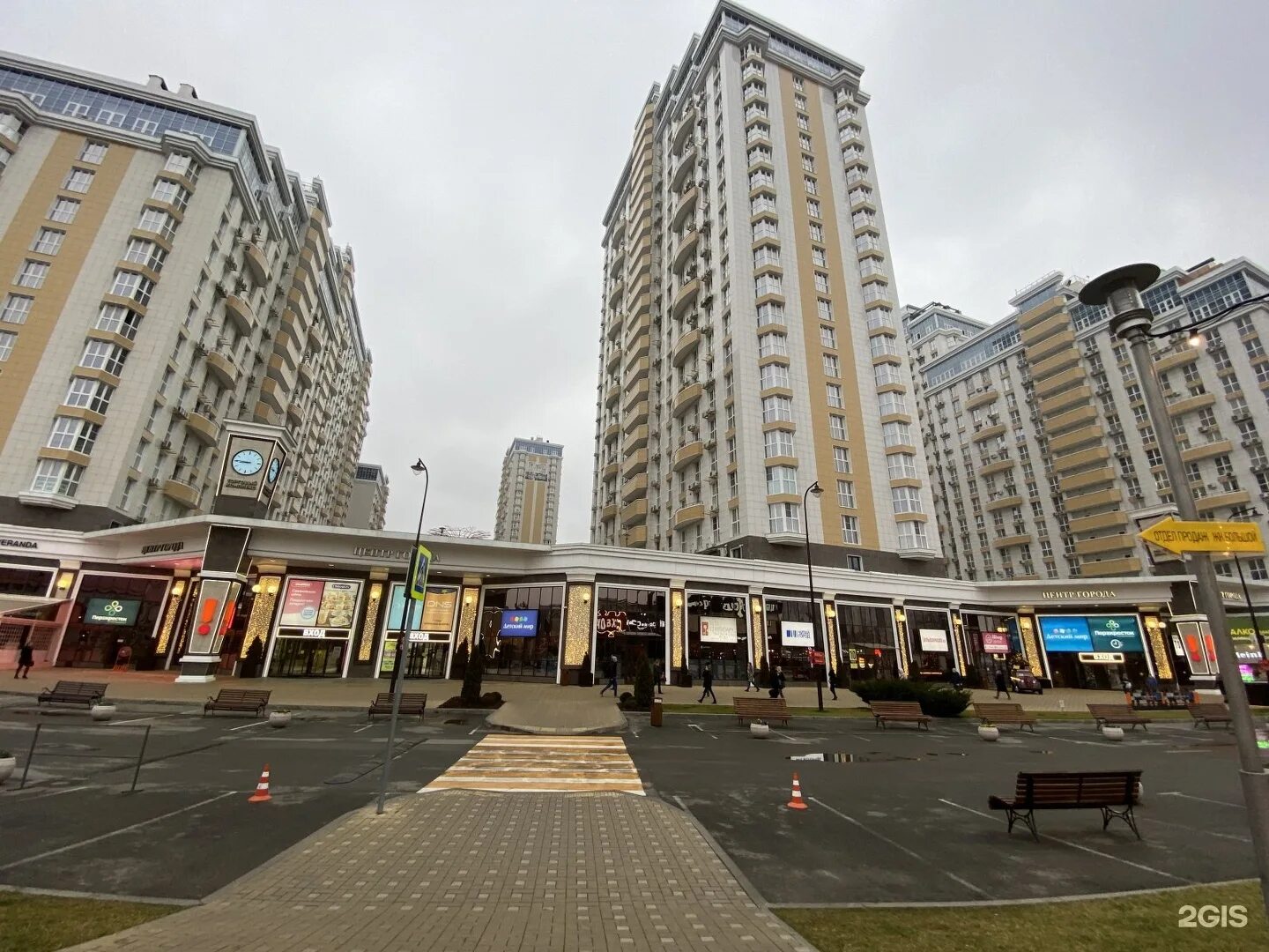 Tone красная ул 176 2 фото Центр города красная ул 176лит4