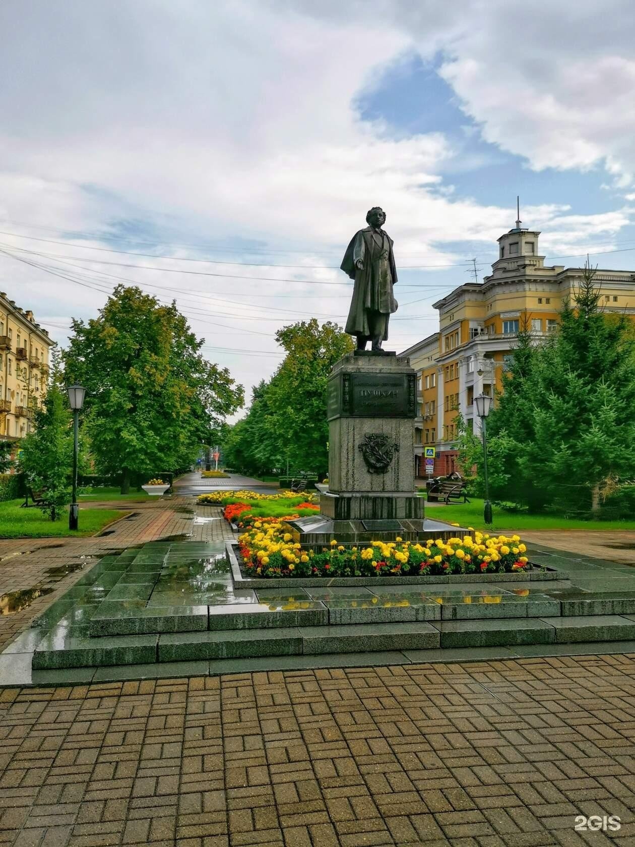 Topfit площадь пушкина 9 фото Памятник А.С. Пушкину, Кемерово - 2ГИС