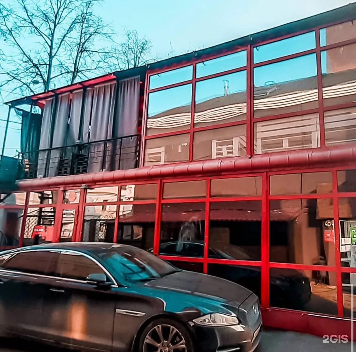 Tortuga ул газеты звезда 24а пермь фото Loungeperm, Газеты Звезда, 21а, Пермь - 2ГИС
