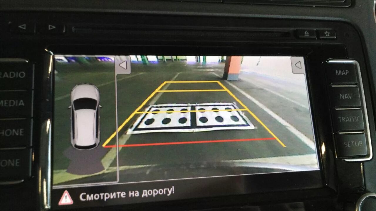 Touareg подключение камеры Калибровка камеры заднего вида - Volkswagen Tiguan (1G), 2 л, 2012 года электрон