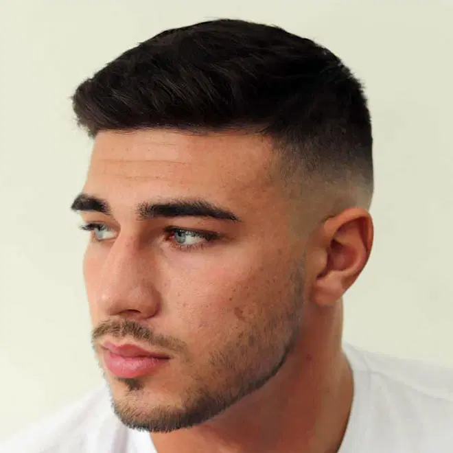 Tousled cut стрижка мужская 15 Trending Haircuts For Men in 2022 Taper fade haircut, Mens haircuts fade, Men