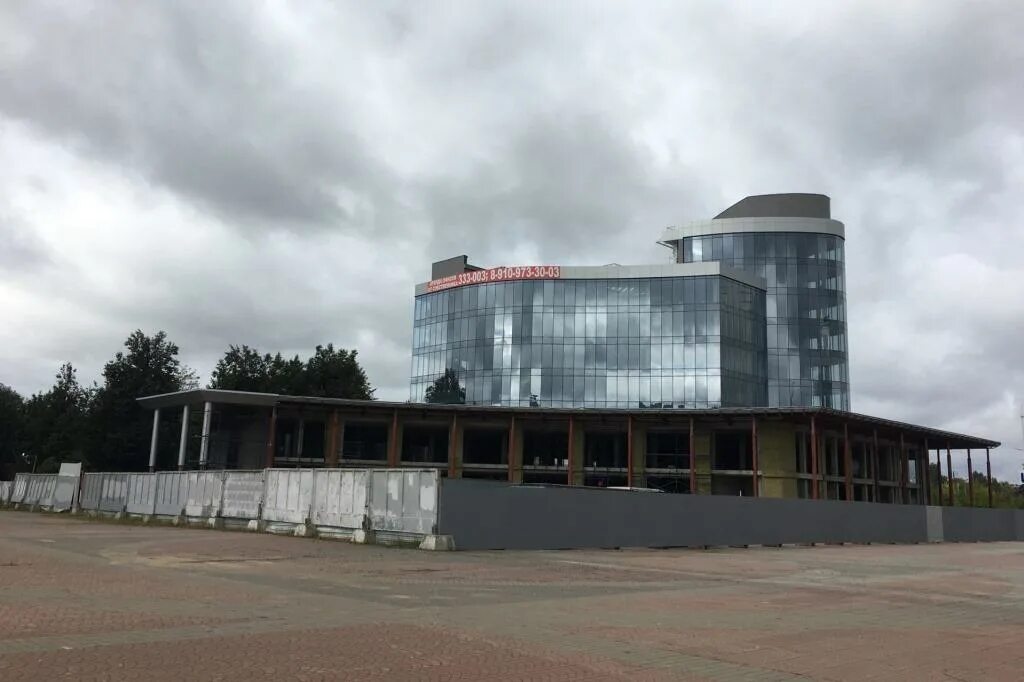 Towers площадь труда 1 ярославль фото В Ярославле достроили одну из башен на площади Труда: Яндекс.Новости