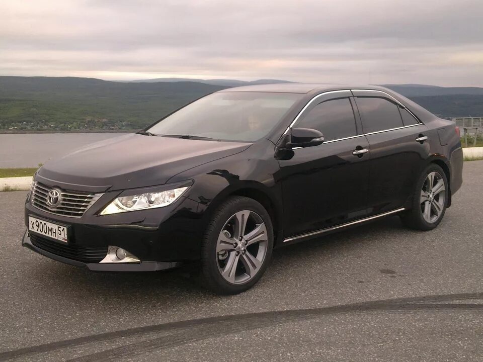 Toyota 50 фото Вопрос какие шины поставить 245/40/19 или 245/45/19 - Toyota Camry (XV50), 2,5 л