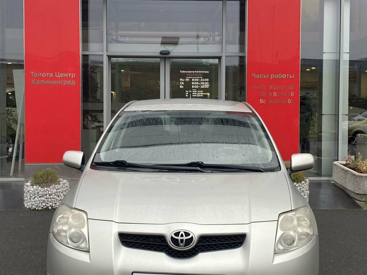 Toyota большая окружная ул 17 калининград фото Купить б/у Toyota Auris I 1.6 AMT (124 л.с.) бензин робот в Калининграде: серебр