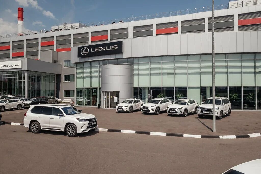Toyota рольф волгоградский остаповский пр 4 фото Рольф Волгоградский, автосалон, Остаповский пр., 4, Москва, Россия - Яндекс.Карт