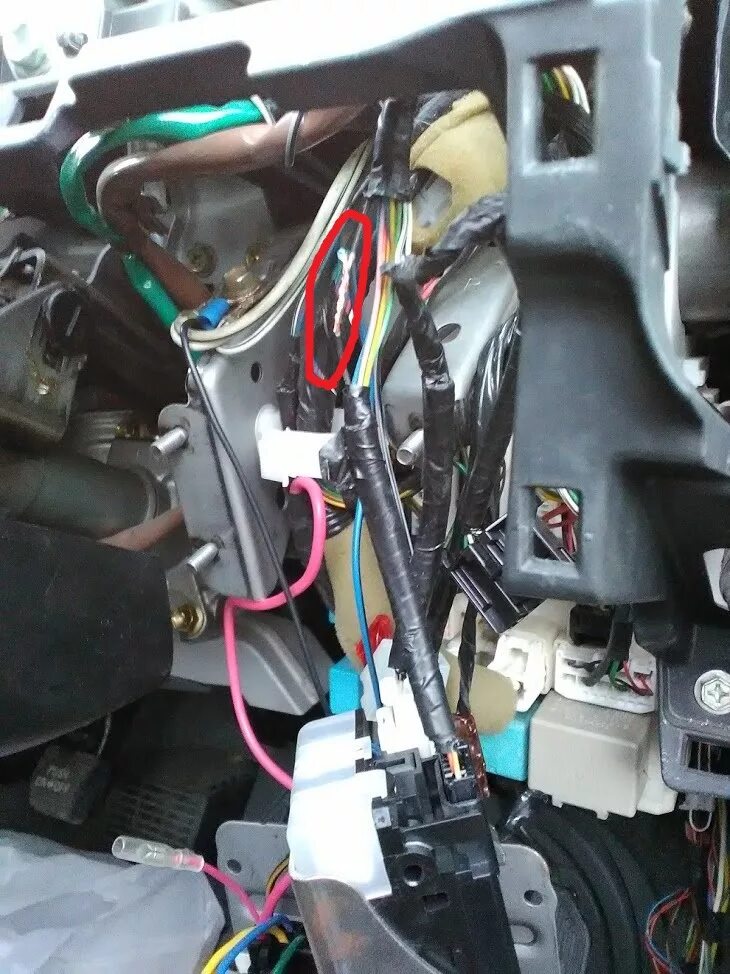 Toyota vitz точки подключения Установка сигнализации. ч.1. - Toyota Prius (20), 1,5 л, 2004 года электроника D