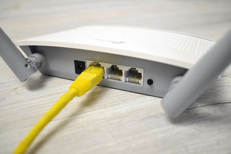Tp link подключение через кабель Роутер беспроводной TP-LINK TL-WR820N V2 (TL-WR820N) N300 10/100BASE-TX белый ку